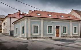Apartmany Za Branou